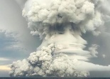2022年汤加海底火山喷发题图.jpg