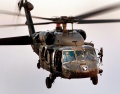101航空团5营一架UH-60黑鹰在伊拉克战争萨拉赫丁省为美军地面部队提供空中支援.jpg